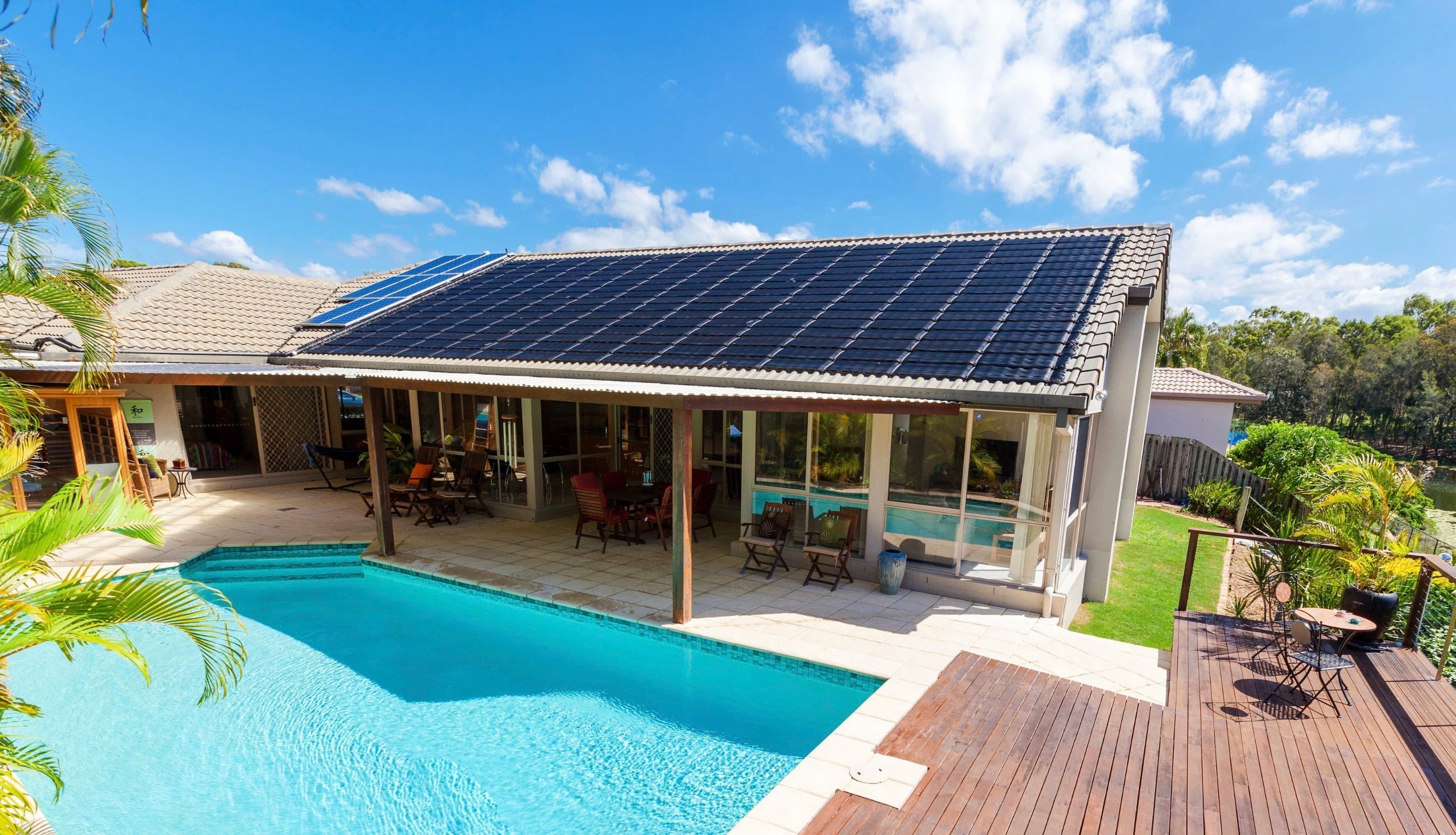 Highest Rated Solar Pool Heater Panels & DIY Kits