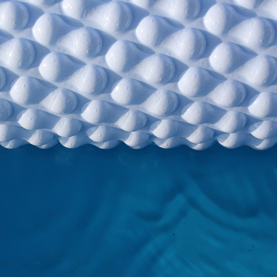 GeoBubble CoolGuard™ Summer Cooling Pool Cover