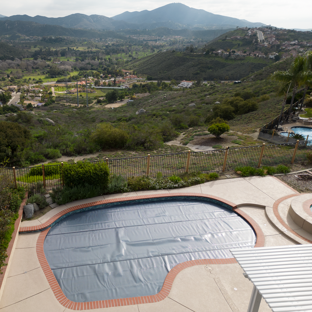 GeoBubble EnergyGuard™ AwardWinning Solar Pool Cover Solar Pool Supply